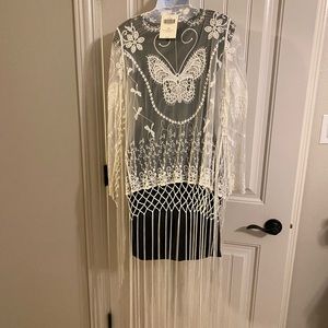 Mesh embroidered fringe off white top